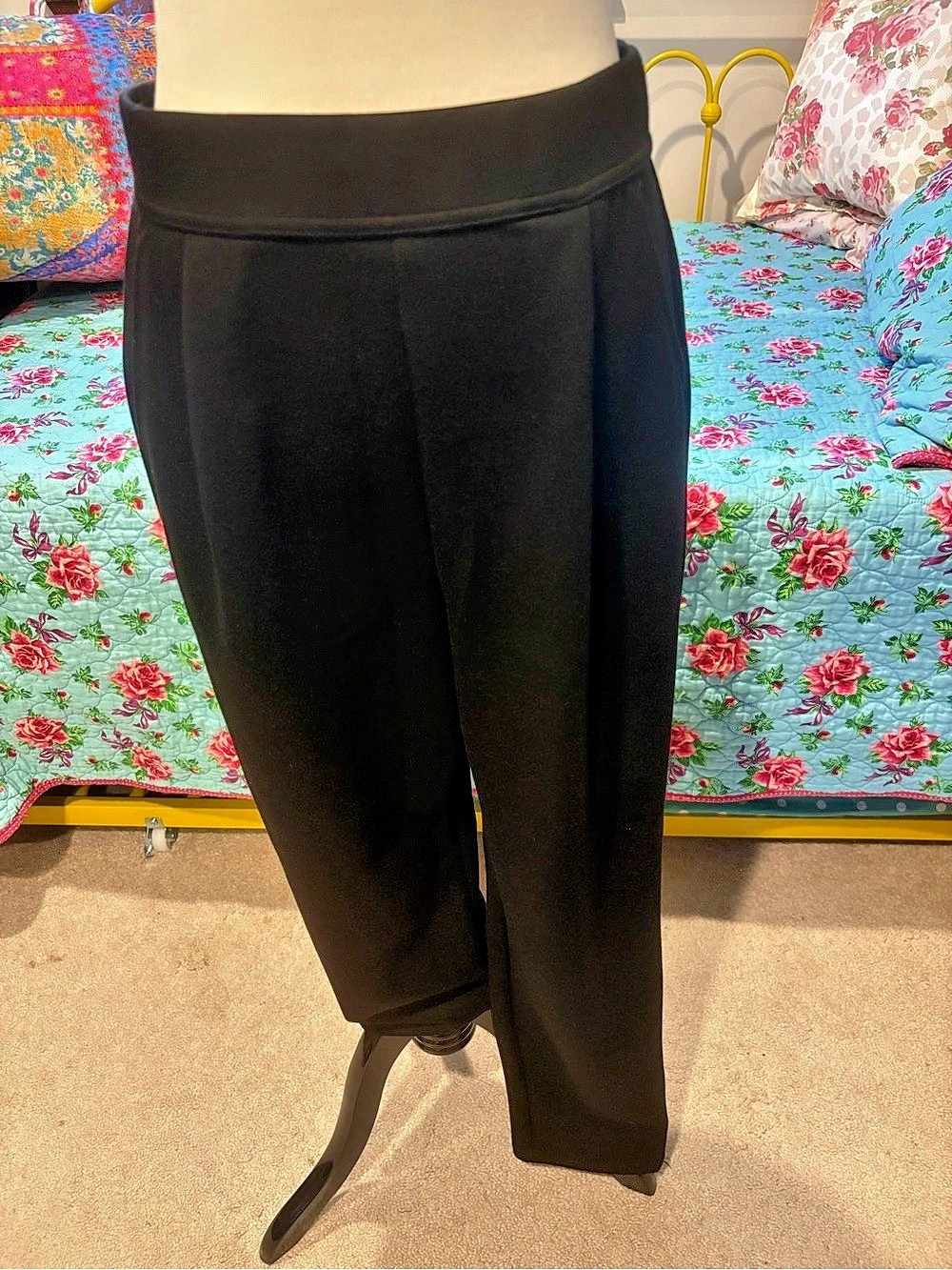 Halara Black Leggings Size Medium NWT